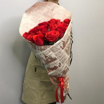 Красные розы 15 шт 60см (Эквадор) код товара  113036